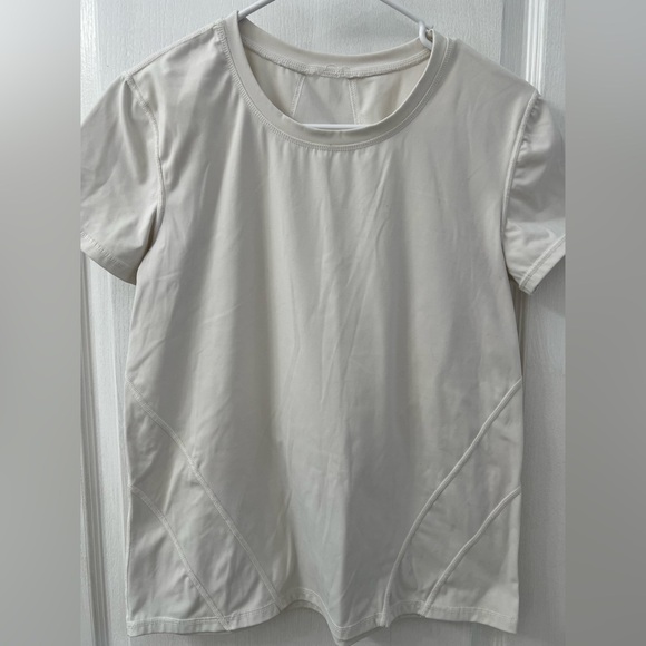 Lululemon Athletica White Fitted Short Sleeve T-Shirt - Picture 6 of 11